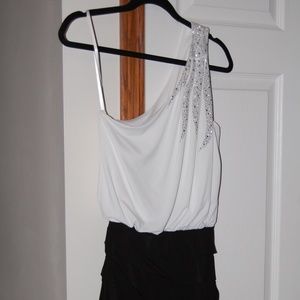 Like New Jodi Kristopher black and cream dress